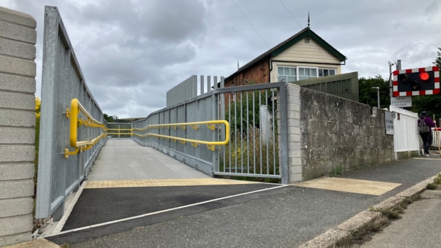Improved access for all at Lostwithiel station as new ramp opens: Image (9)-2