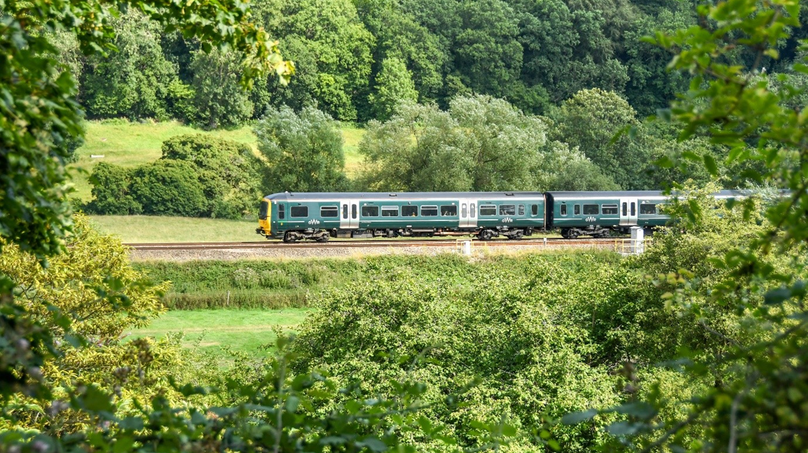 A GWR train on the Great Western mainline