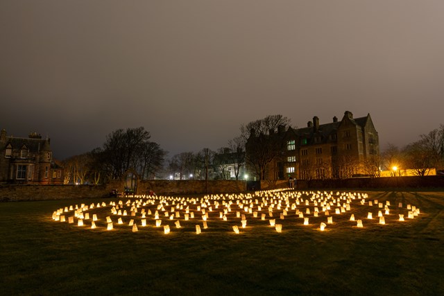 Candlelit labyrinth 2-print