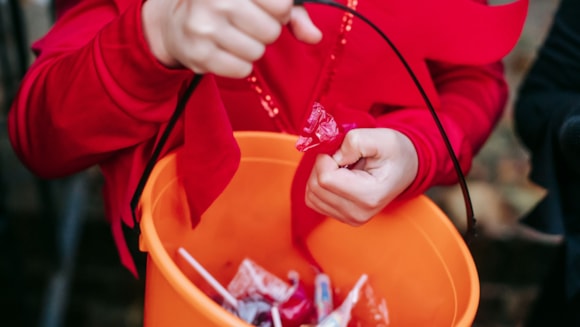 Press release w/ pics - Have a spook-tacularly safe Halloween! Leading health and safety training company issues key safety advice for keeping everyone safe on Halloween: halloween-5