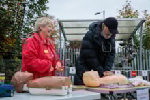 Commuter learning how to save a life-2: Commuter learning how to save a life-2