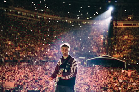 Sam Fender - Live Photo - Credit NIALL LEA