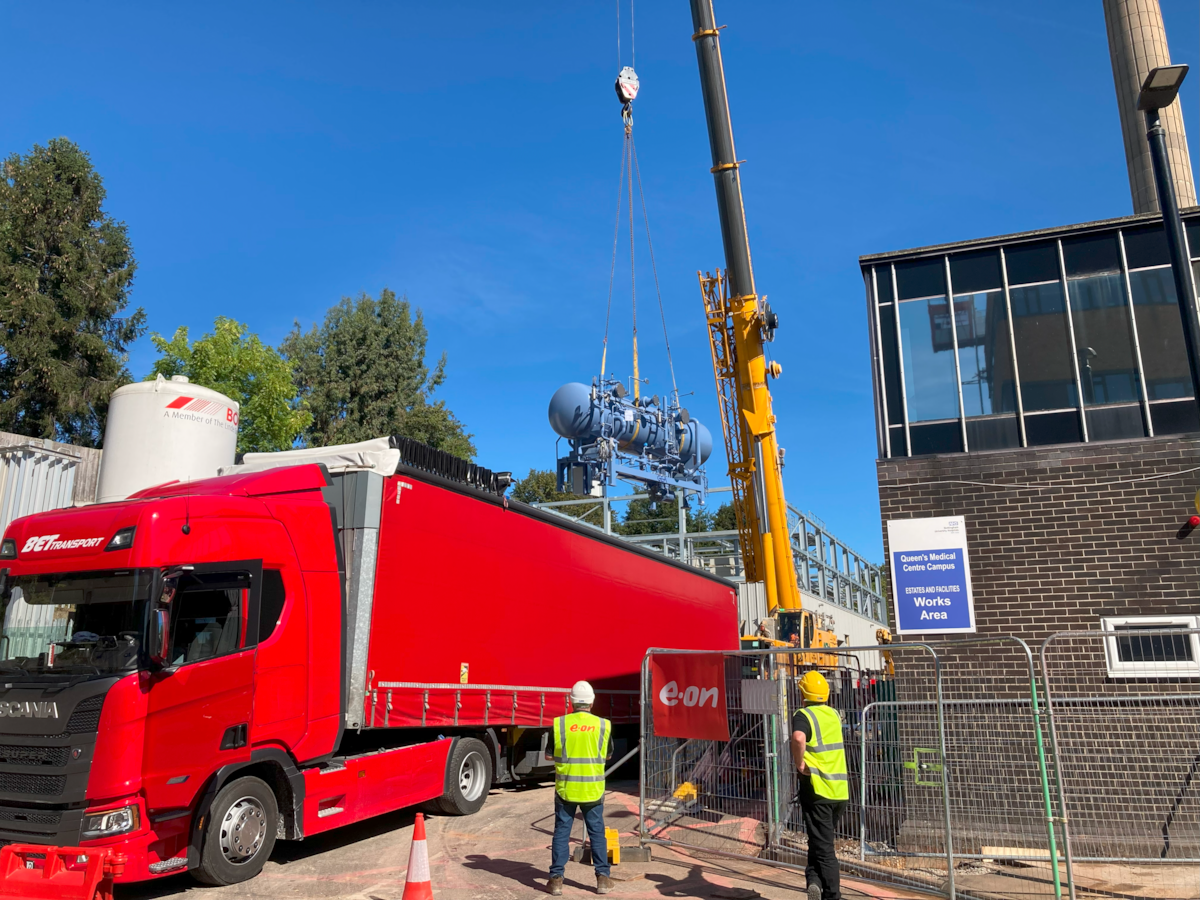 QMC Heat pump delivery