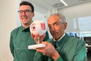 L- R NeurEYE PIs Prof Miguel Bernabeu (Usher) and Prof Baljean Dhillon (Clinical Brain Sciences). CREDIT Edinburgh Innovations: L- R NeurEYE PIs Prof Miguel Bernabeu (Usher) and Prof Baljean Dhillon (Clinical Brain Sciences). CREDIT Edinburgh Innovations