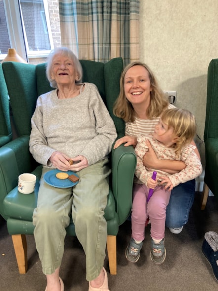 Glenda Pickover with her daughter Beverley and grandaughter Freya