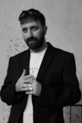 Portrait of Ahmet Öğüt. Photo: Üzüm Derin: Portrait of Ahmet Öğüt. Photo: Üzüm Derin