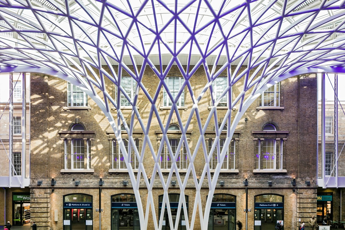 King's Cross railway station - roof structure: king's cross railway station
train station
roof
architecture
John McAslan and Partners