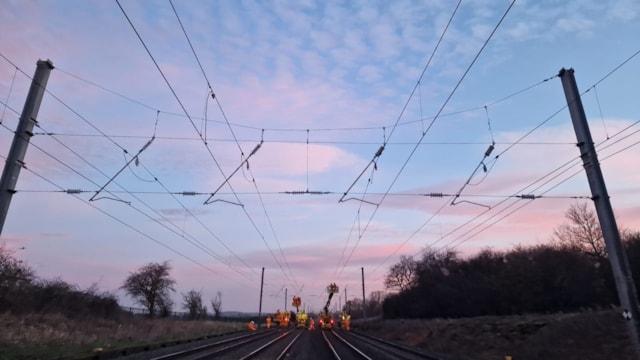 Extensive maintenance completed during Midland Main Line upgrade work: Teams working on overhead lines in East Midlands, Network Rail