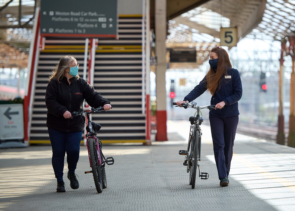 L - R: Annette Cormack (Director of Community Recycle Cycles); Lauren Woolridge (Avanti West Coast Customer Service Assistant)