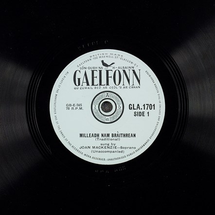Millheadh nam bràithrean; Joan Mackenzie; Glasgow: Gaelfonn, c.1960