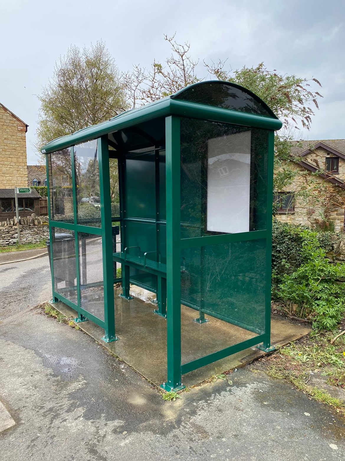 HS2 fund to deliver new Farthinghoe bus shelters: HS2-VL-24152-St Michaels Church (4)