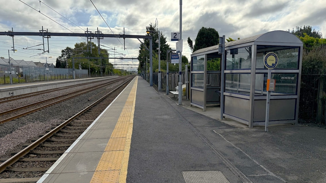 £2.9m platform upgrade completes at Hillington West: Hillington West-2