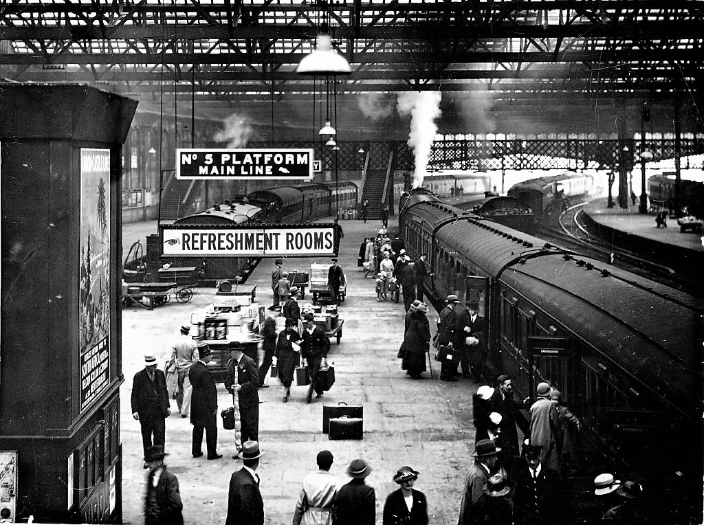 Please credit Cumbrian Railways Association. 

A 1930’s view looking south from the footbridge, showing the second footbridge that was demolished in the 1950’s