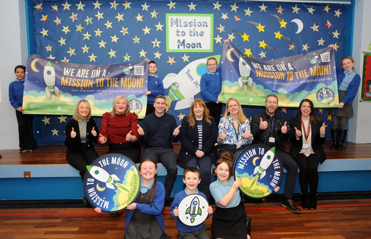 Cllrs Cowan and Barton join the Active Traveller crew at Mount Carmel PS with HT Andrea Fergusson, Linda McAulay-Griffiths, Barrie McDonnell from the Ayrshire Roads Alliance and Vicky McWilliam and Natasha Caldow from the Climate Change team