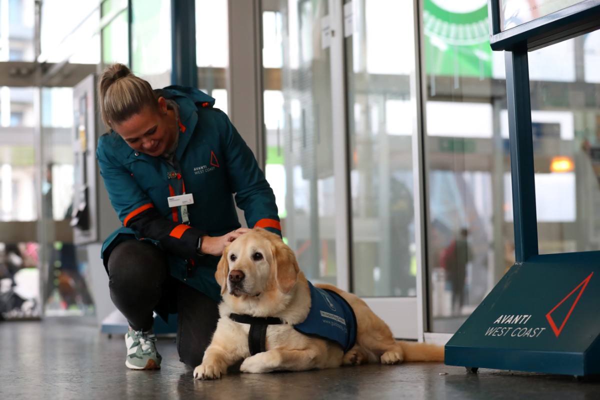 Avanti West Coast hosted Guide Dogs fundraising groups and their Ambassador dogs at its stations to raise awareness of how the charity help people living with sight loss